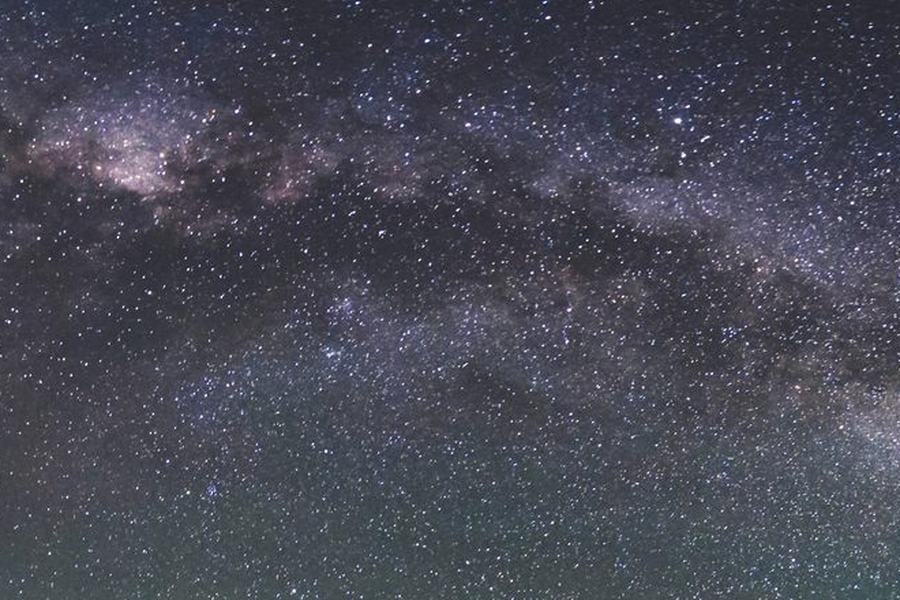 La Voie lactée dans un ciel sans pollution lumineuse