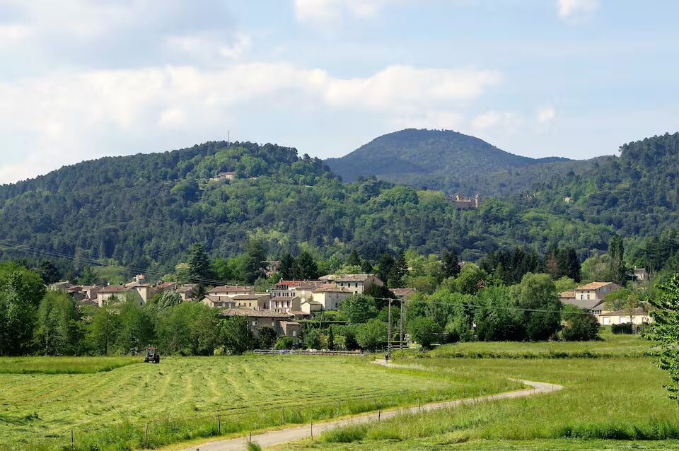 Panorama sur les collines cévenoles autour de Lasalle